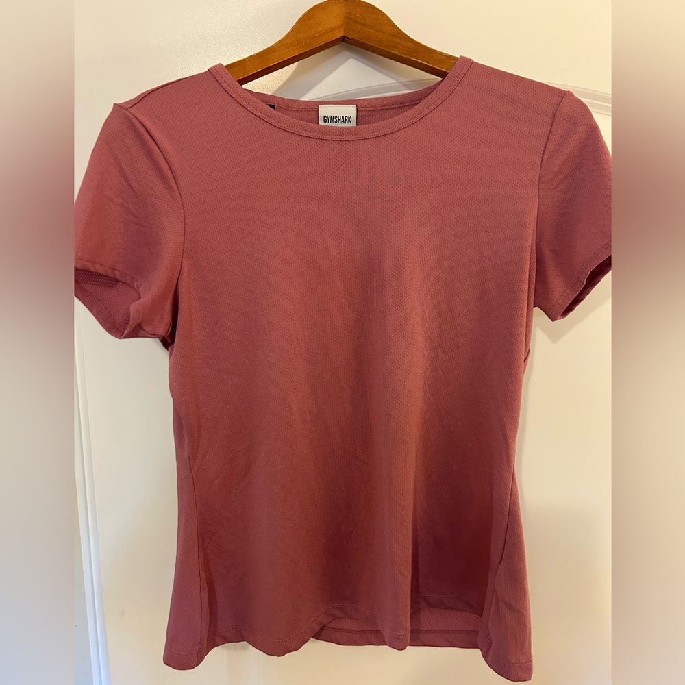 Gymshark Women's Set of Pink and Black Short Sleeve Tee
